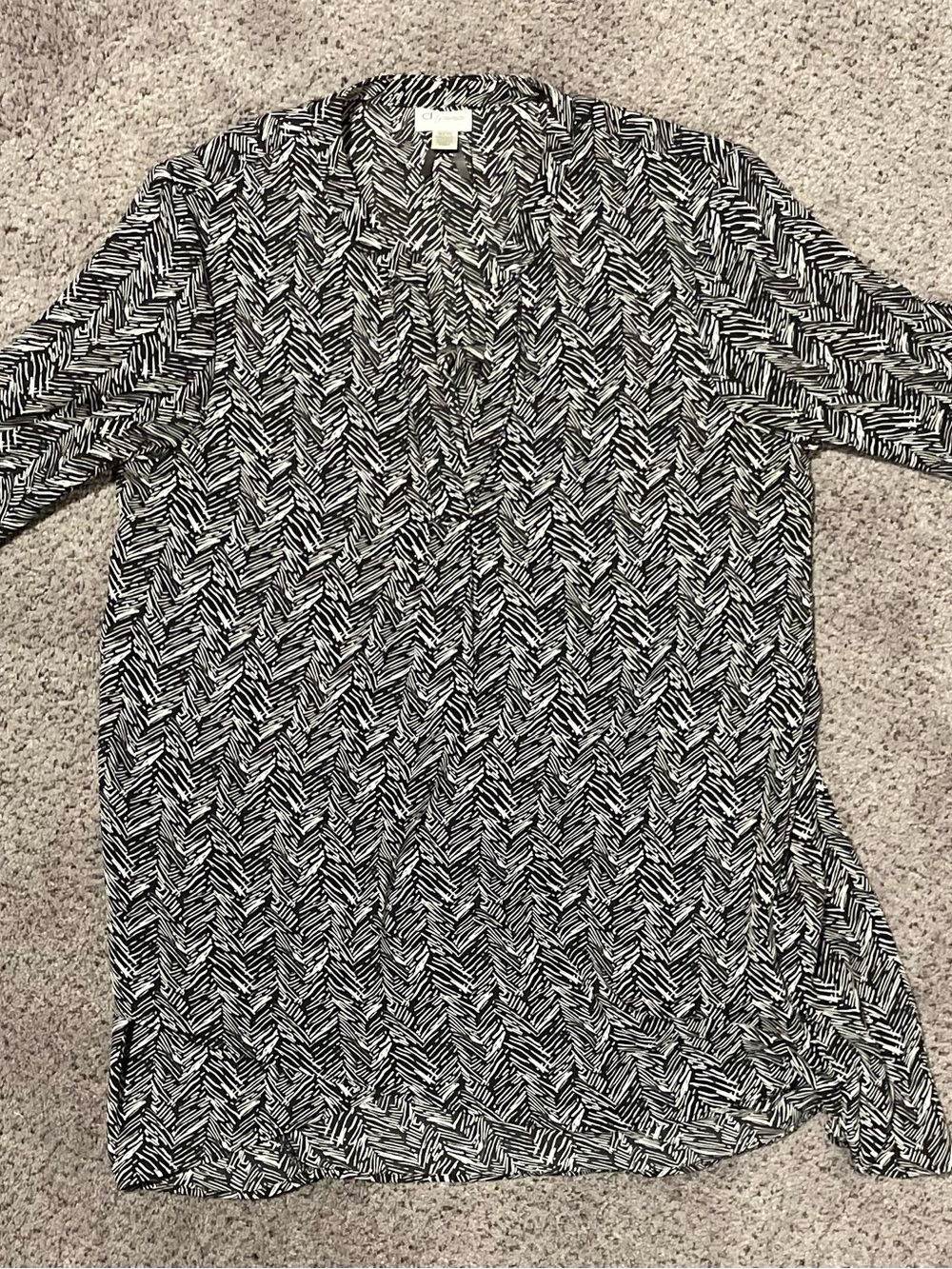 Dynamite Black & White Patterned V-Neck Tunic